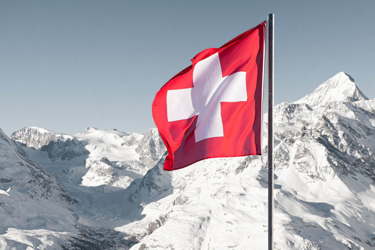 UBS Leads Swiss Banks in Stablecoin Sandbox Push