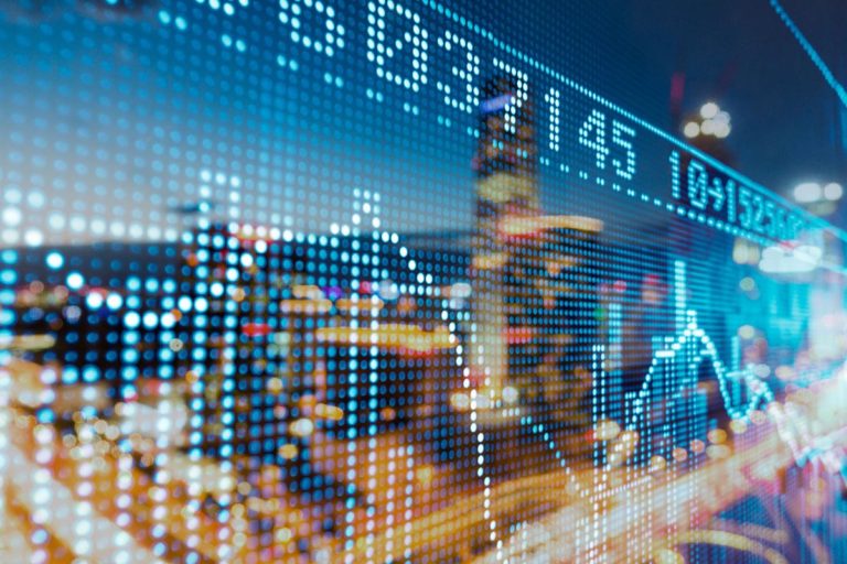 Korea Halts Trading as Indexes Sink 10% on Crisis Shocks