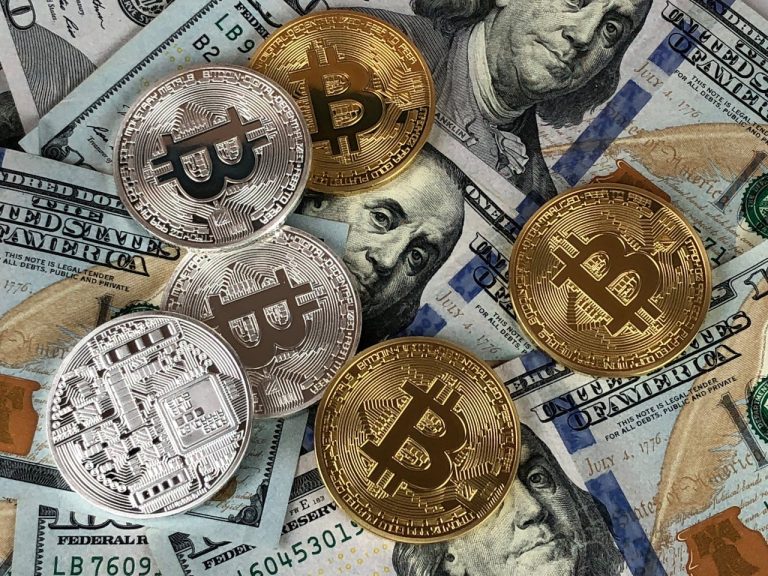 Bitcoin Slides 47.6% to $66K as Cycle Debate Intensifies